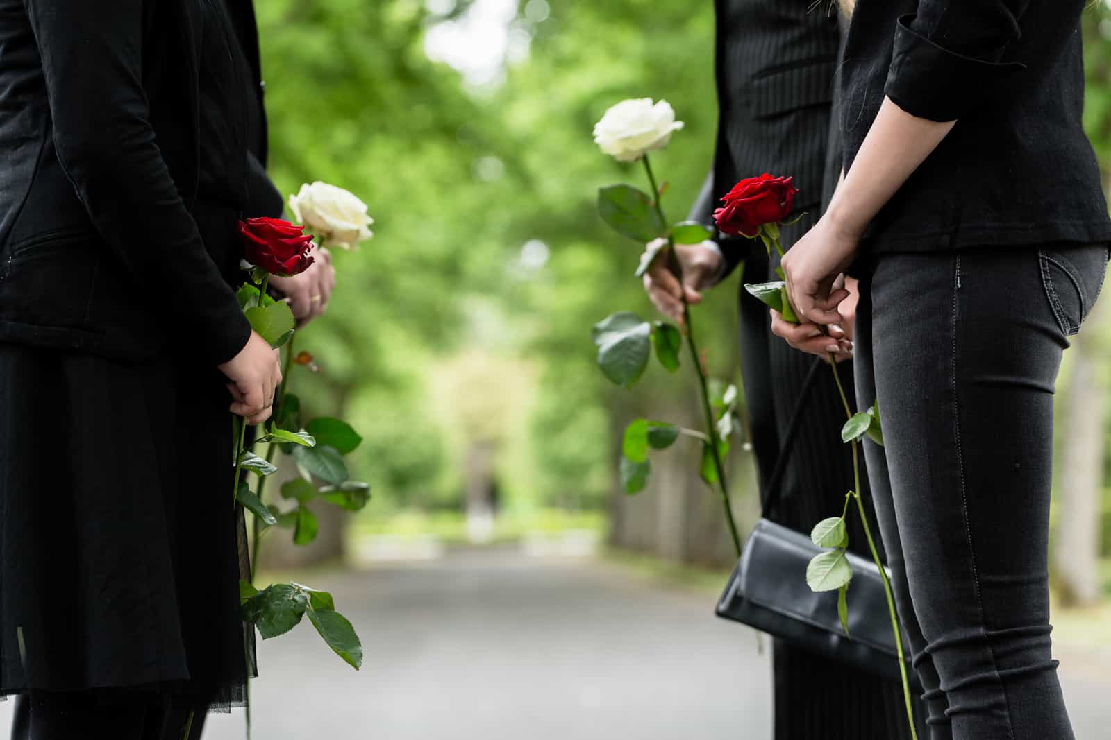 How Much Does A Funeral Director Make Uk